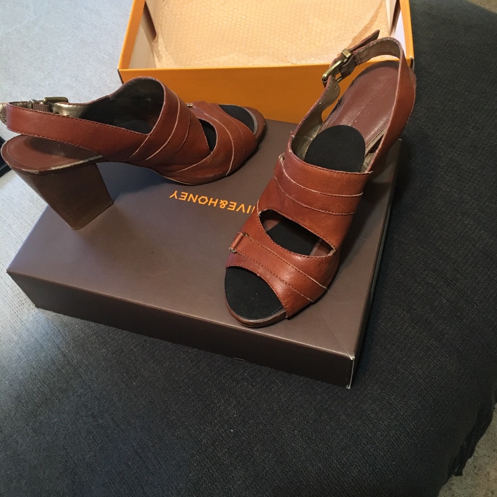Hive and honey 9.5 Womens shoe